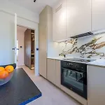 Hello Classy Royal Appartement