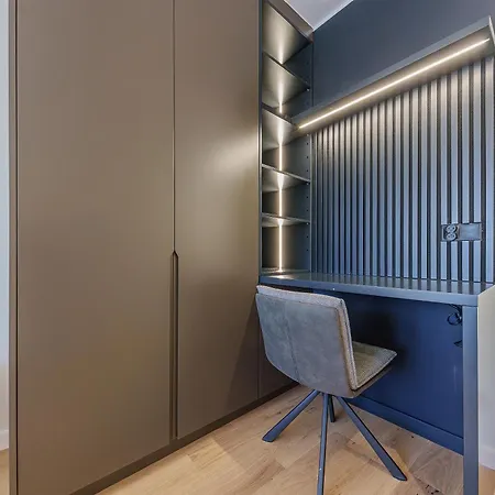 아파트 Hello Classy Royal